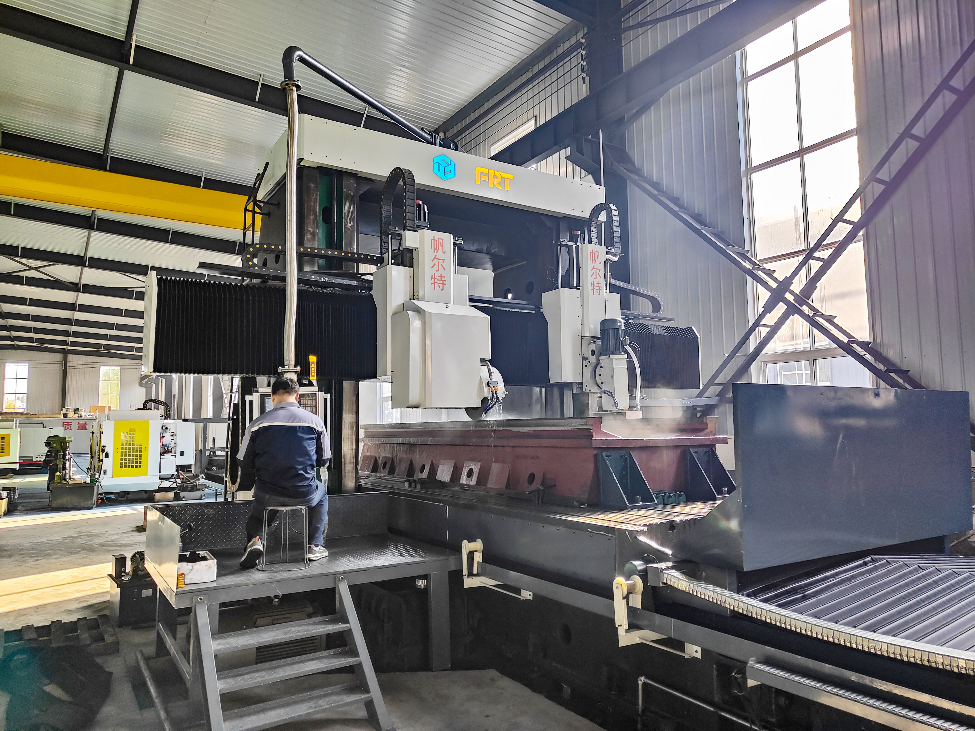 8米龍門式導軌磨